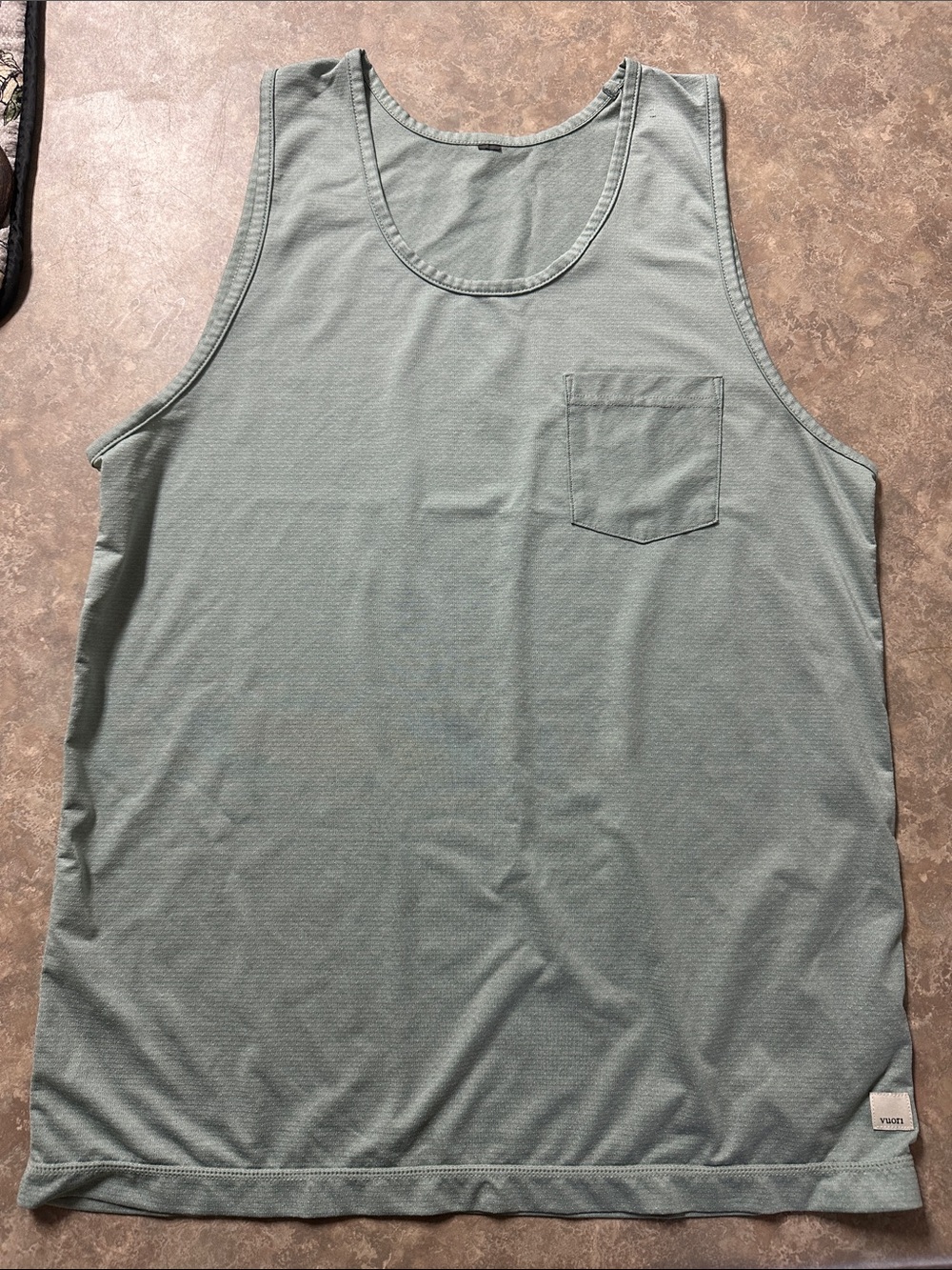 Vuori Men's Tradewind Performance Tank to
- Sage Green